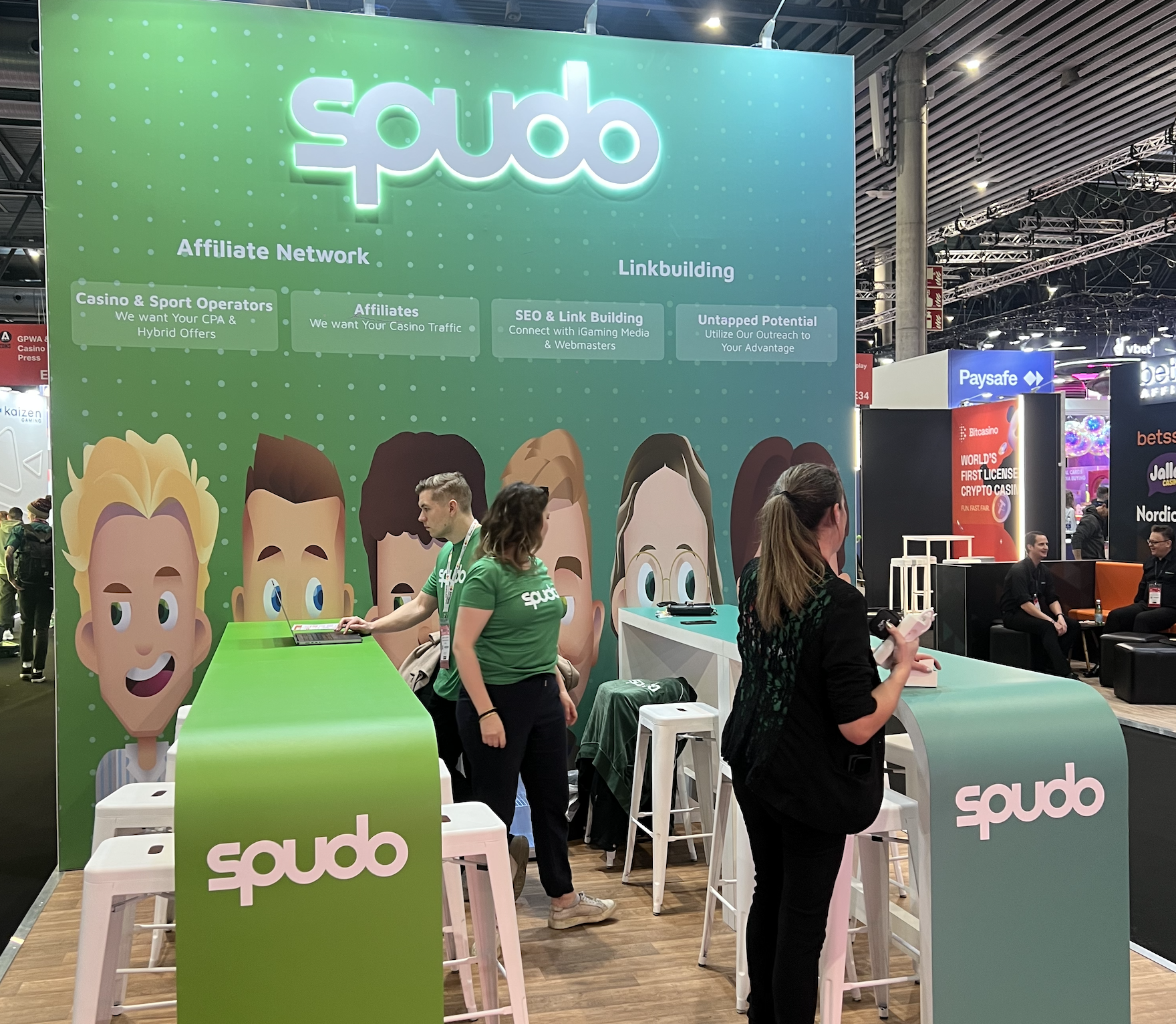 The Spudo stand with the texts 